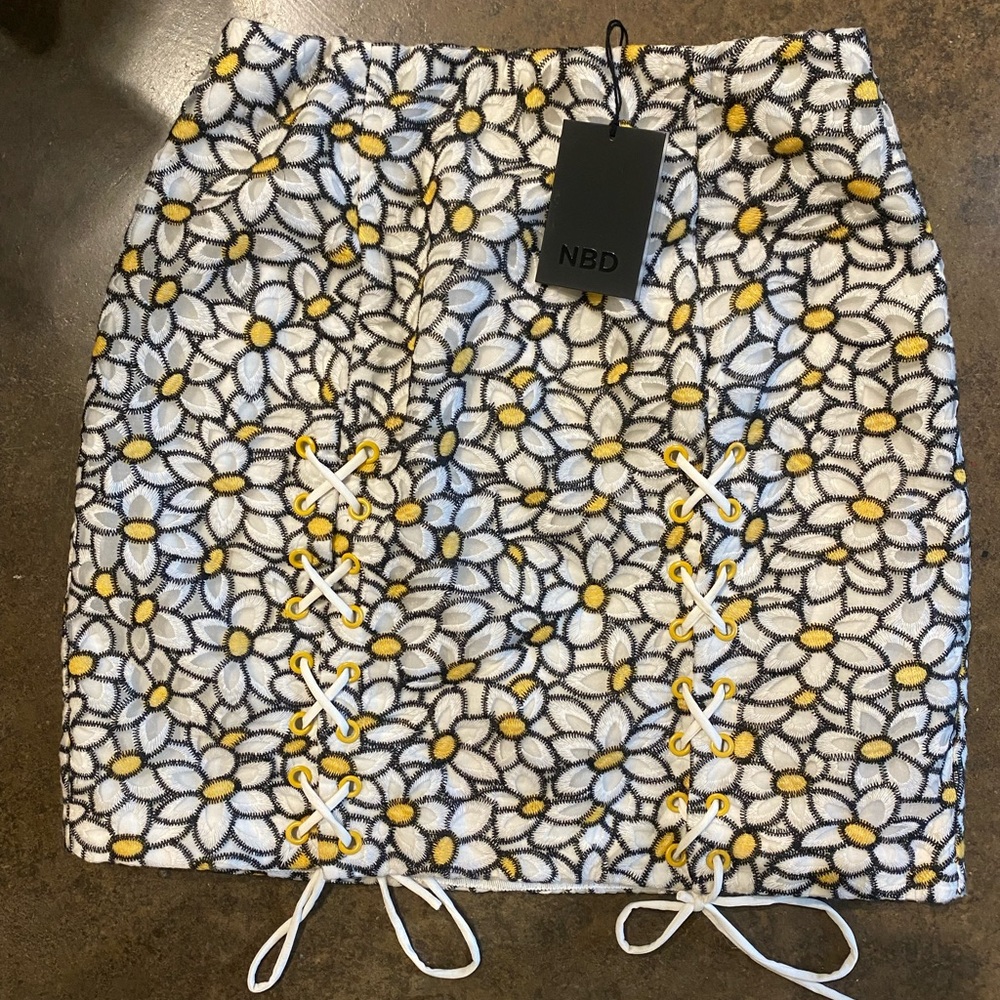 NBD Daisy Embroidered Mini Skirt